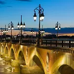 Zero Stress Bordeaux, T2 Calme, 2 Parkings, Wifi * Villenave-dʼOrnon