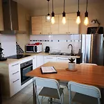 Zero Stress Bordeaux, T2 Calme, 2 Parkings, Wifi Apartamento *