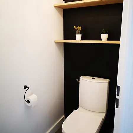 Zero Stress Bordeaux, T2 Calme, 2 Parkings, Wifi Apartament