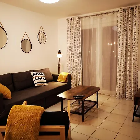 Zero Stress Bordeaux, T2 Calme, 2 Parkings, Wifi شقة فييُناف دورنو