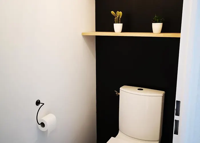 Zero Stress Bordeaux, T2 Calme, 2 Parkings, Wifi شقة