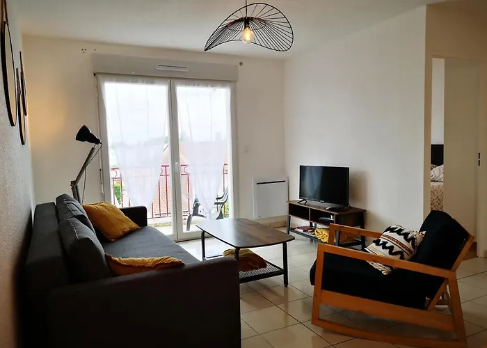 Zero Stress Bordeaux, T2 Calme, 2 Parkings, Wifi *