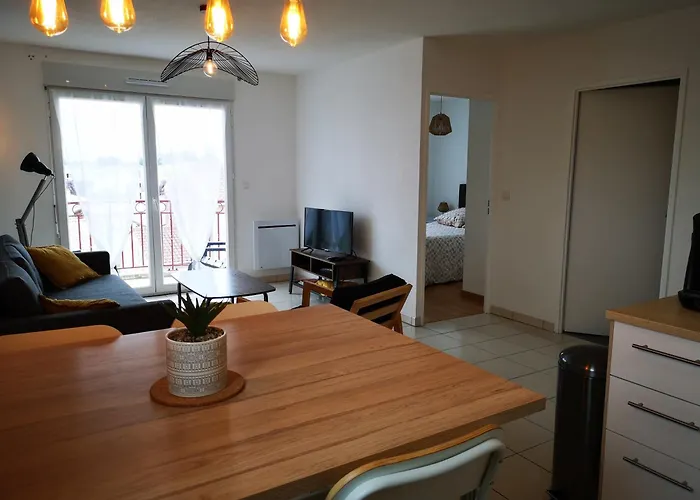 شقة Zero Stress Bordeaux, T2 Calme, 2 Parkings, Wifi