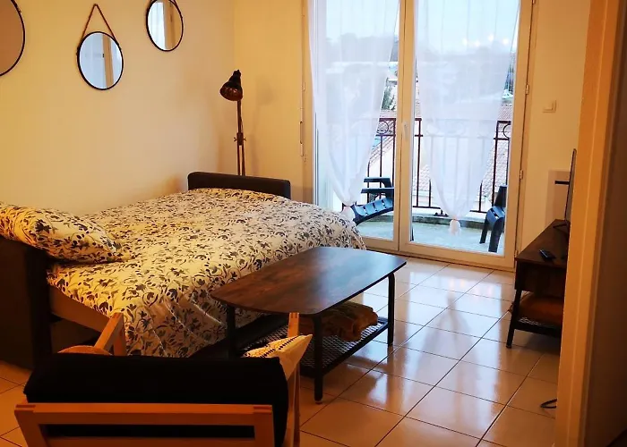 شقة Zero Stress Bordeaux, T2 Calme, 2 Parkings, Wifi *